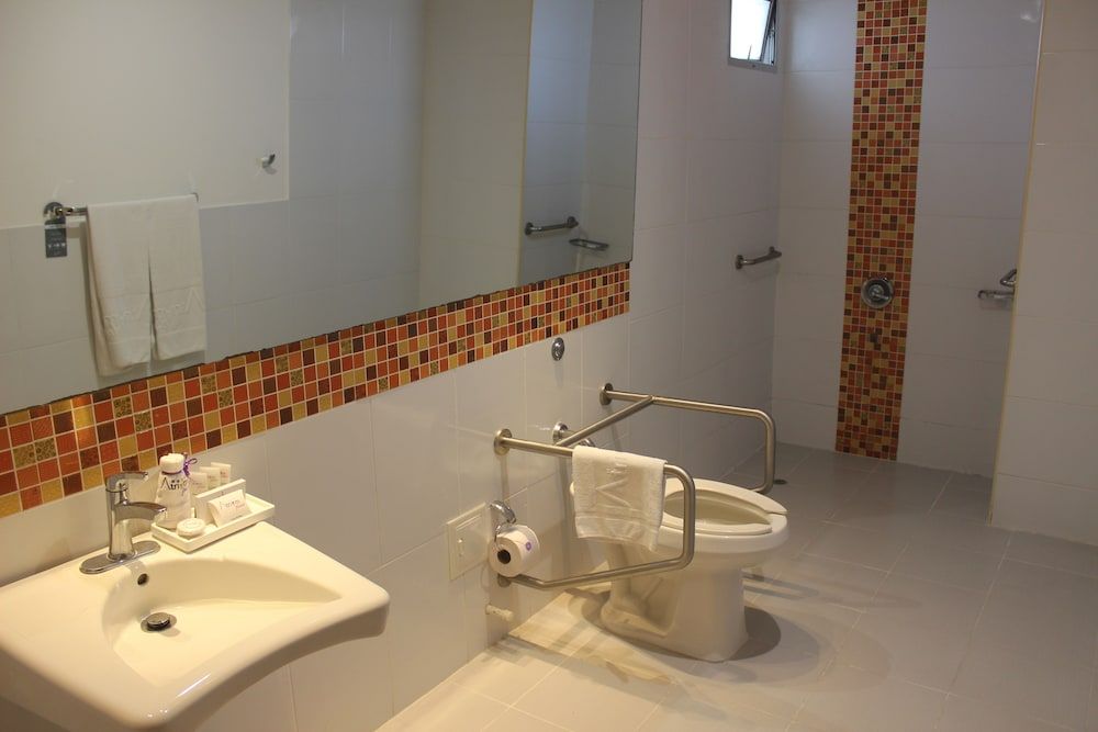 Hotel Atrium Plaza Standard Double Room 9