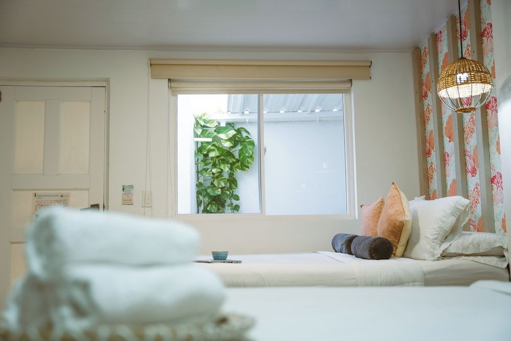 Hotel Isla Bonita Standard Room 2