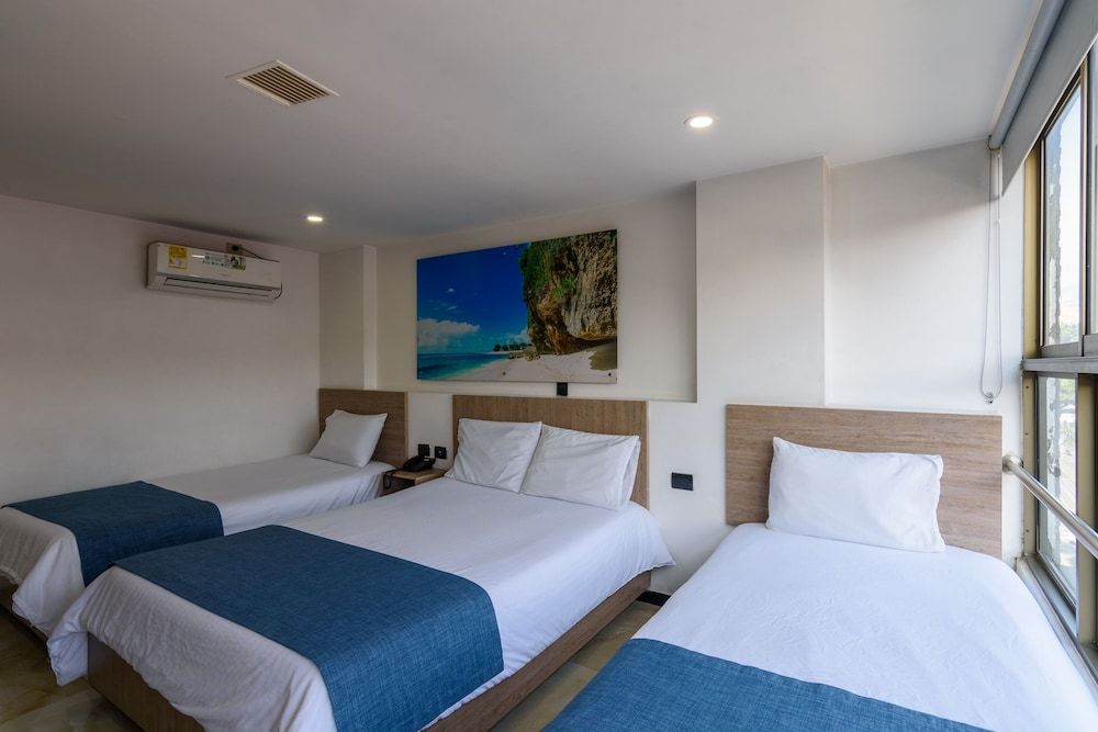 Hotel Med Estadio Triple Room 4