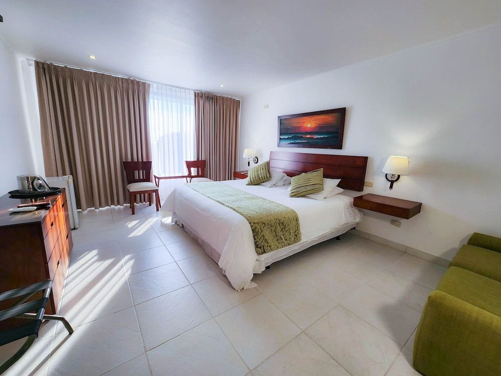 Junior Studio Suite, 1 King Bed