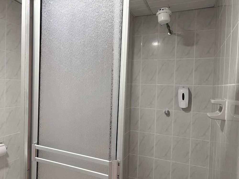 Hotel Anaconda Standard Twin Room 10