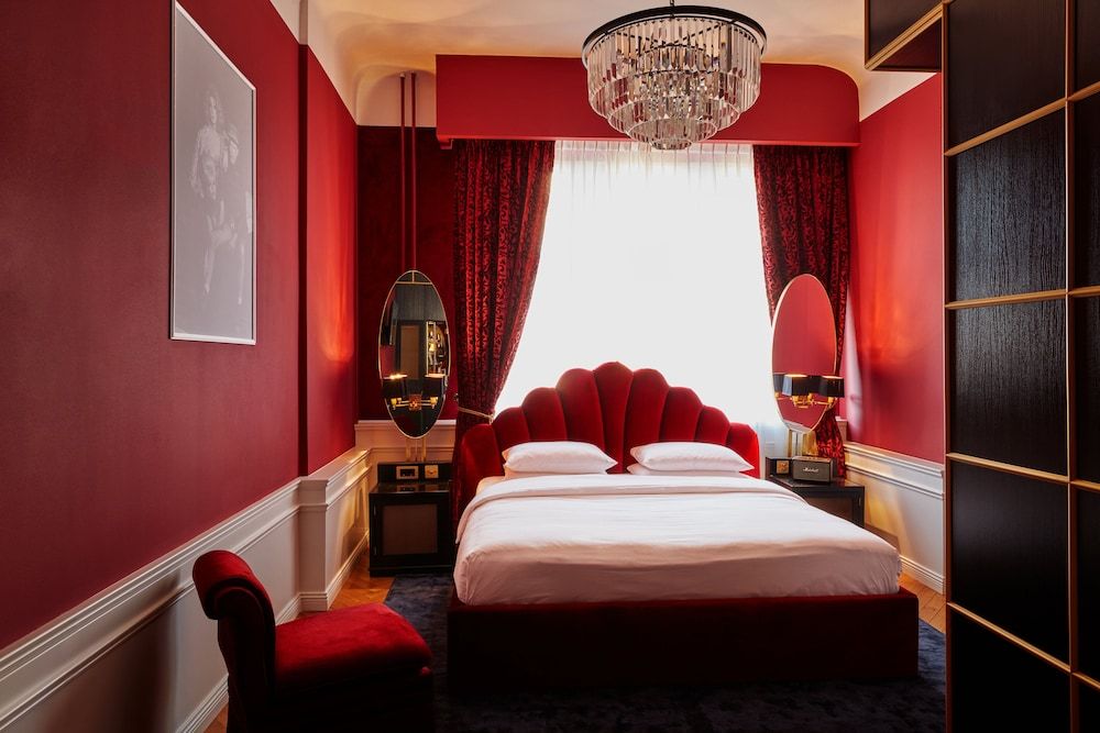 undefined Provocateur, Berlin, a part of Sircle Collection 4