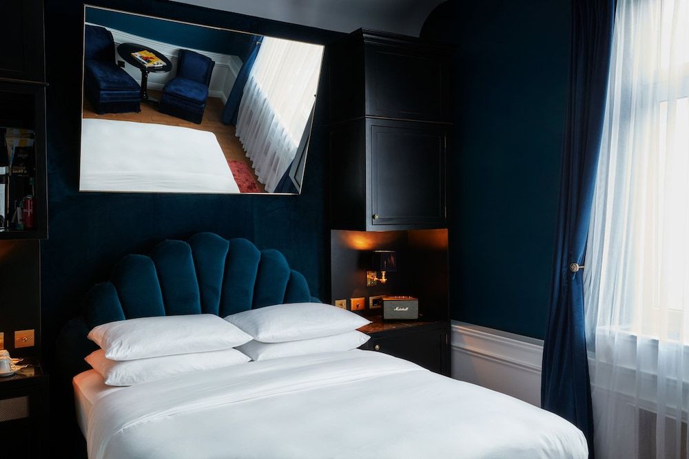 undefined Provocateur, Berlin, a part of Sircle Collection 7