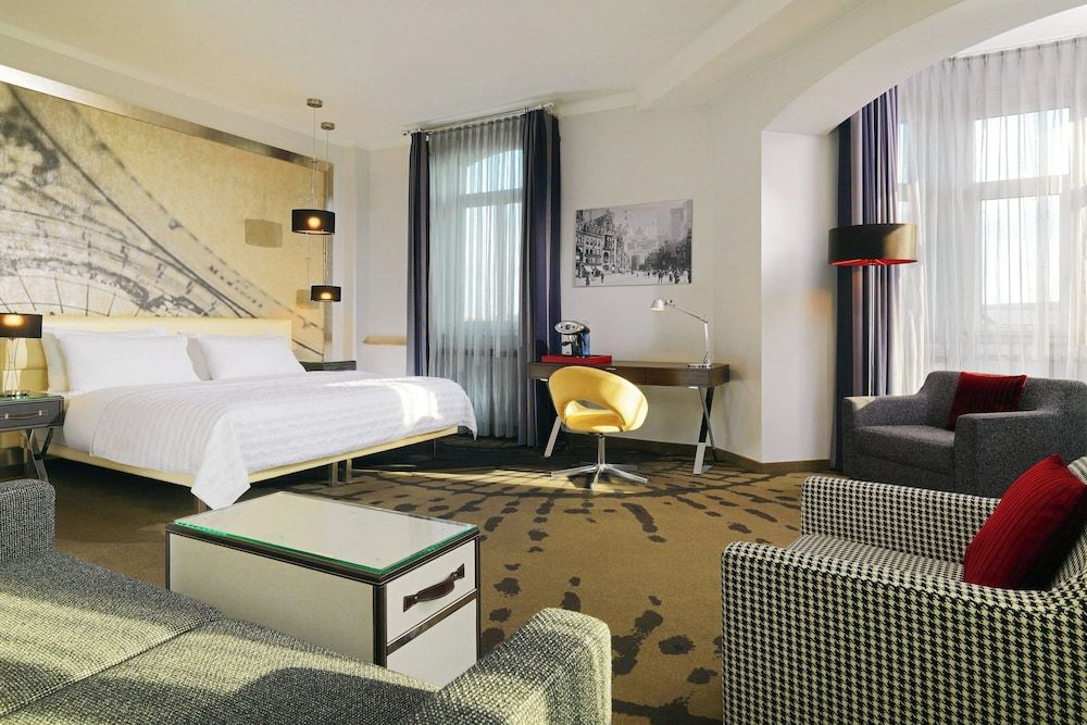 Junior Suite, 1 King Bed