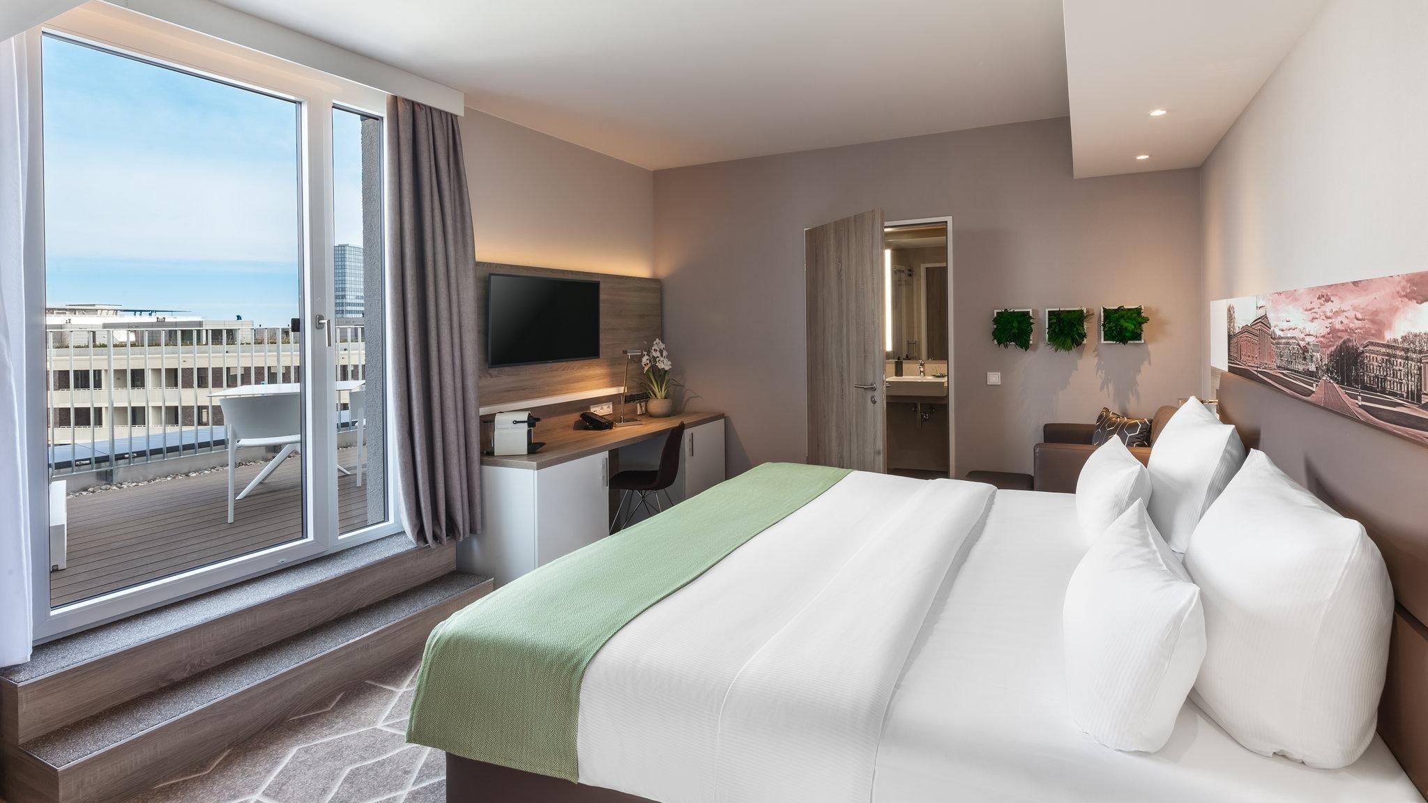 undefined Holiday Inn Express Munich - City East by IHG 10