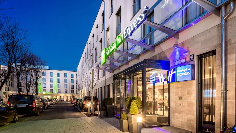 undefined Holiday Inn Express Munich - City East by IHG 4
