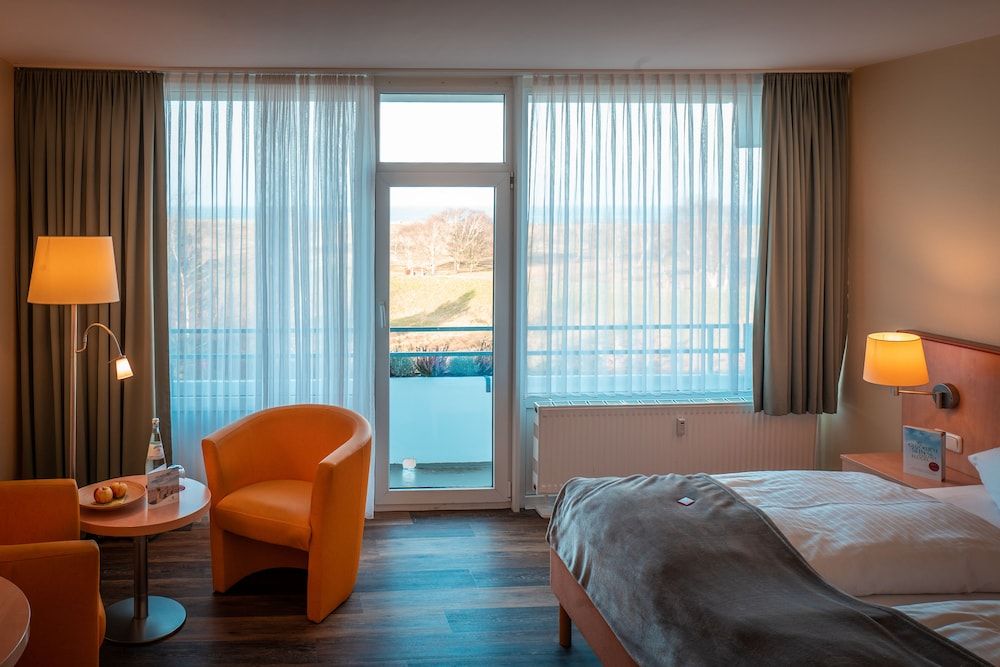 Double Room (Doppelzimmer Meerseite/ Waldseite)