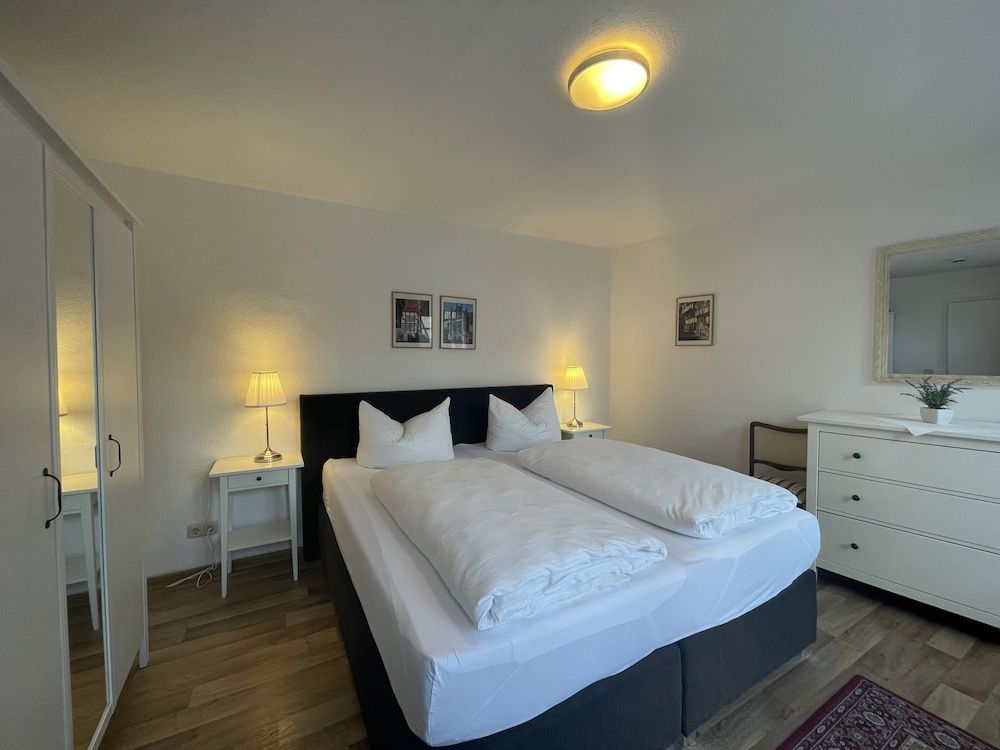 Urlaub im Fachwerk Deluxe Apartment, 1 Bedroom, Terrace, City View (Number 01) 2