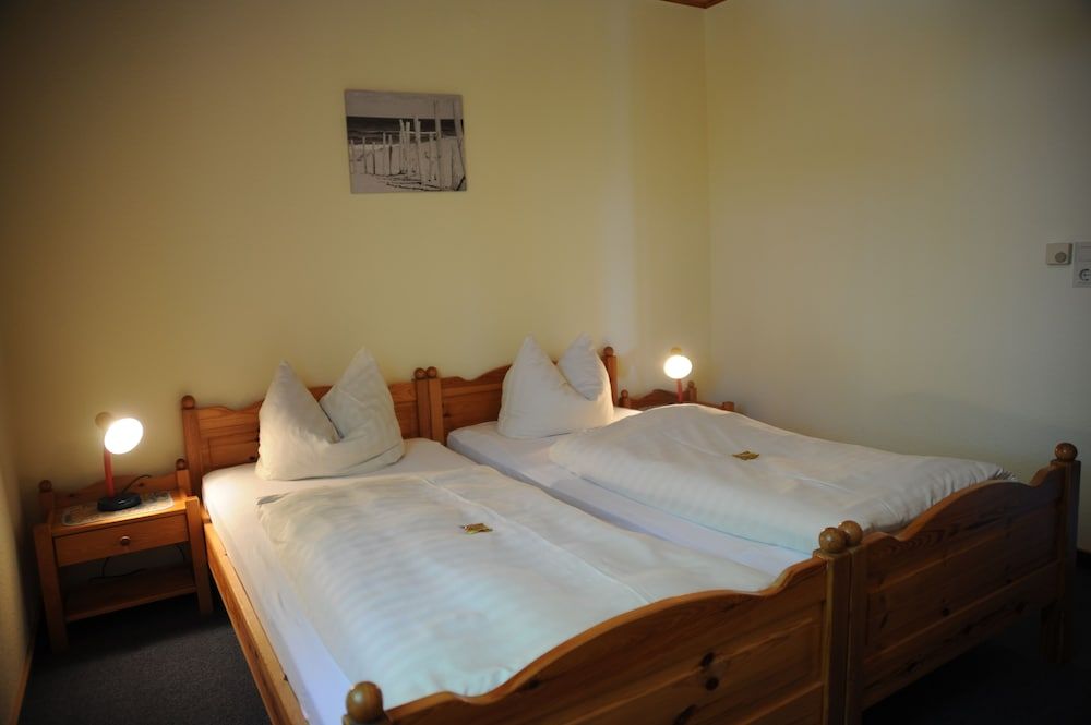 Apartment, 2 Bedrooms, Garden View