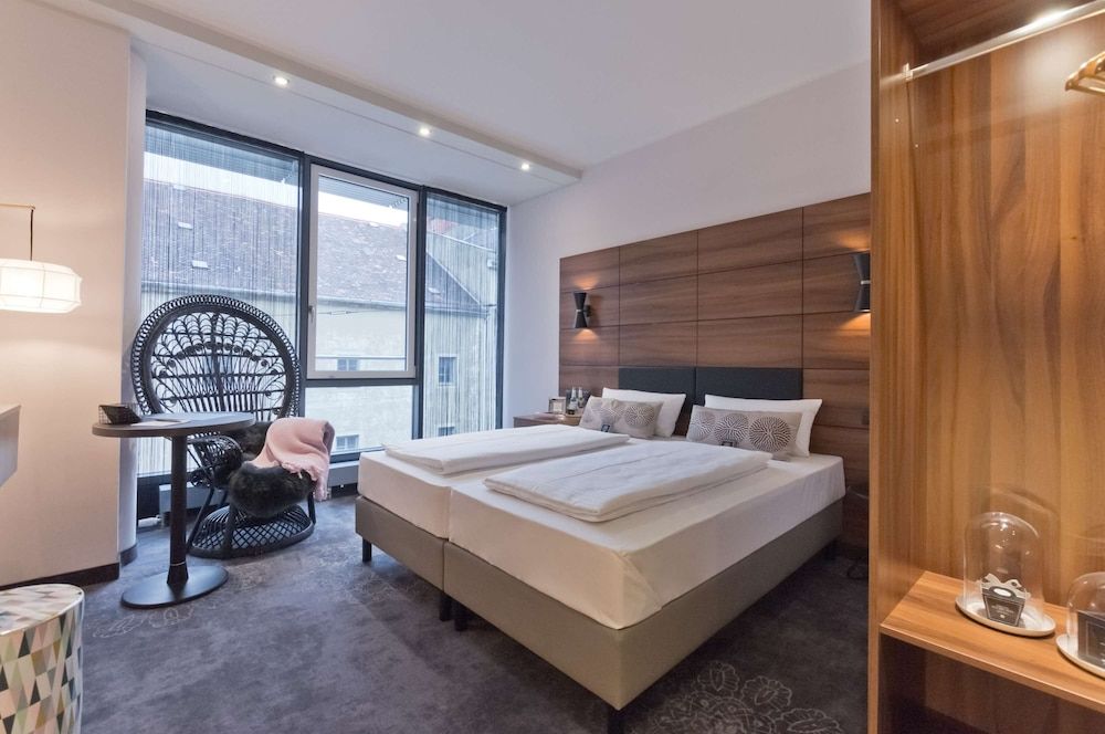 undefined elaya hotel munich city 2