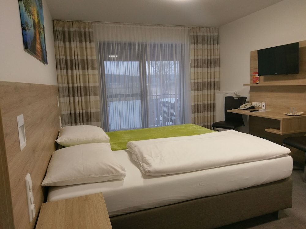 Comfort Single Room, Balcony