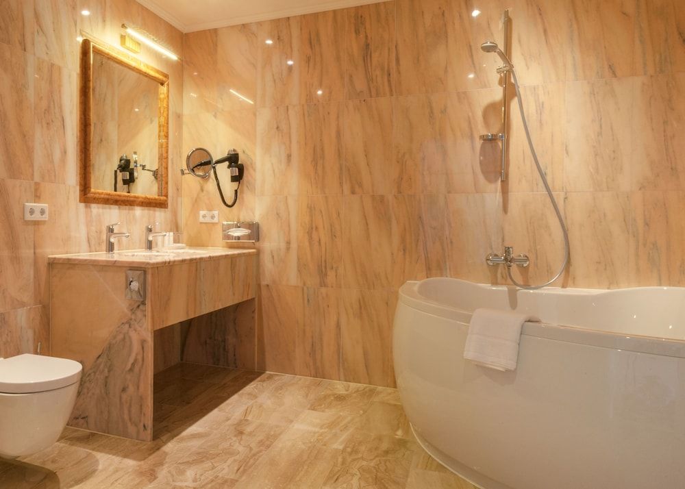 undefined Grand Hotel Palladium Munich 9