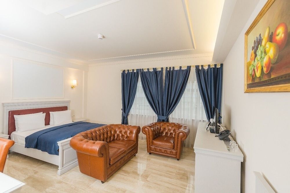 undefined Grand Hotel Palladium Munich 4