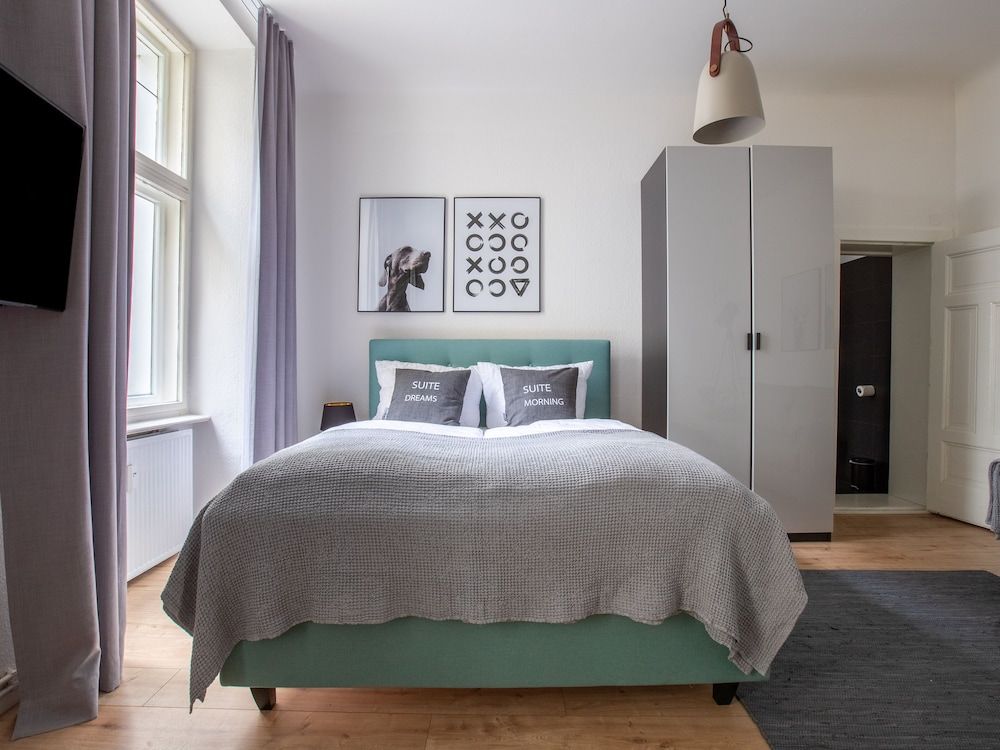 undefined Apartment Berlin Kaiser-Friedrich Straße 4