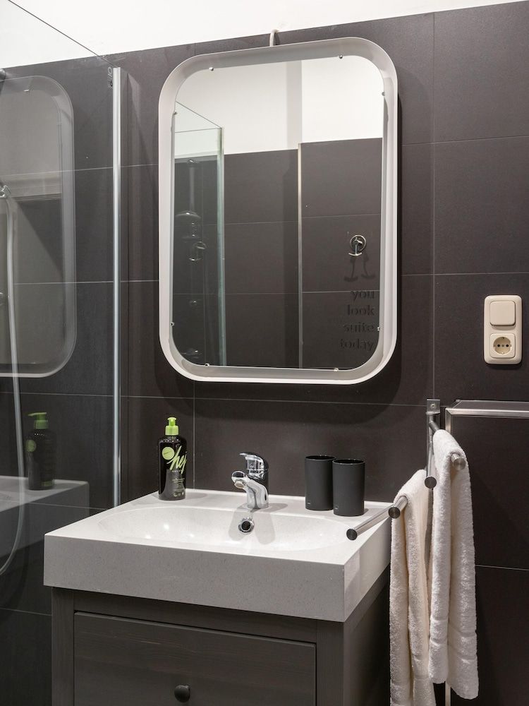 undefined Apartment Berlin Kaiser-Friedrich Straße 10