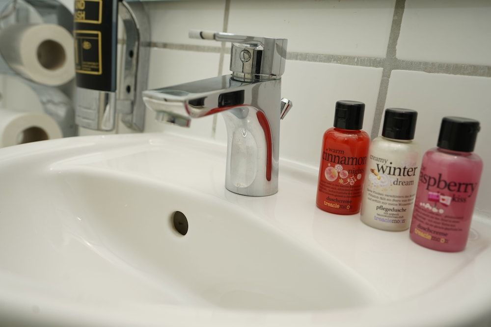 Hotel Little Paris Double Room 16