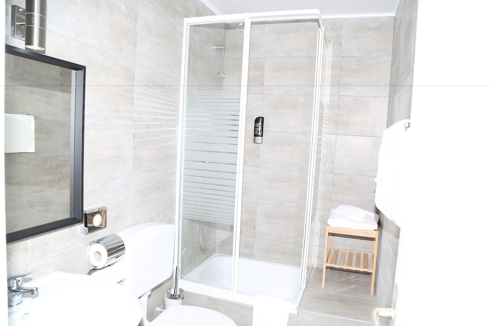 Main Hotel Frankfurt City Standard Double Room 7