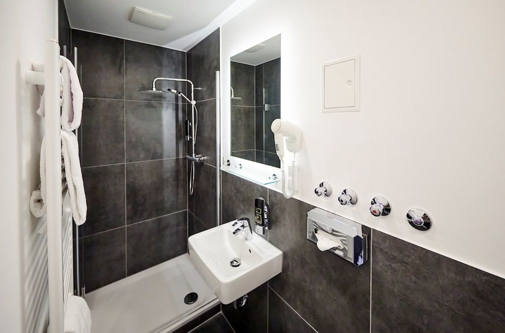 SMARTY Cologne Dom Hotel - Boardinghouse Double Room Compact 11