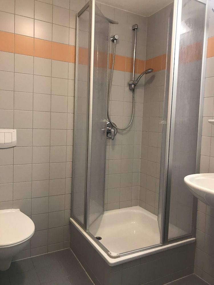 Jugendherberge Potsdam Double or Twin Room, 1 Bedroom 5