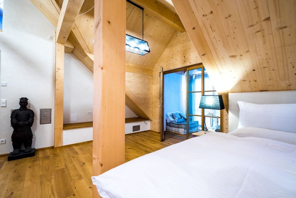 Hotel Rote 19 Design Studio Suite 3