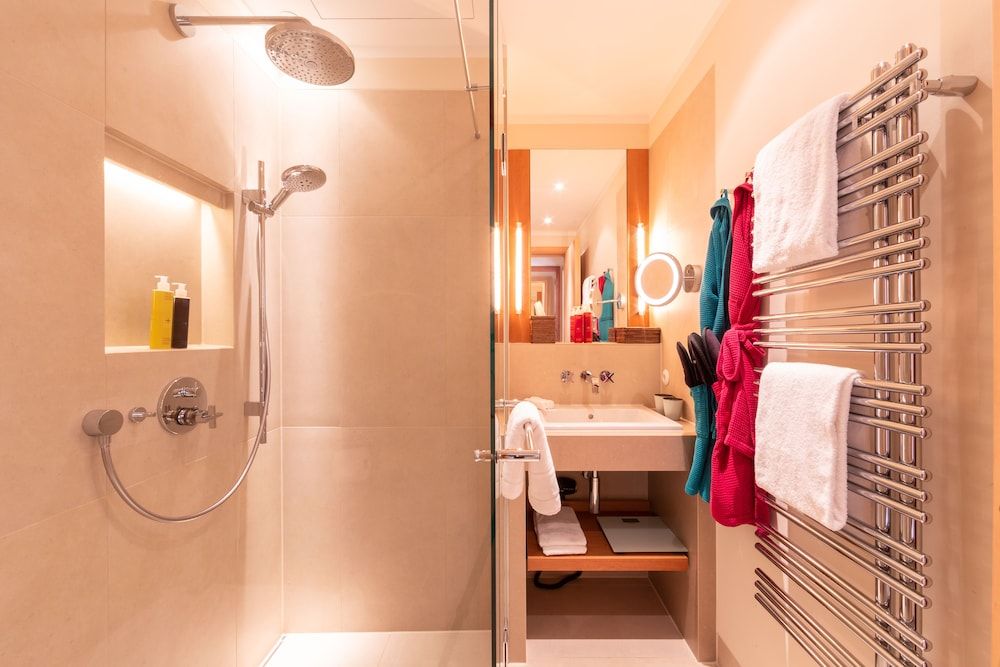 Orania.Berlin Double Room (Orania. 17) (2 Adults or 1 Adult + 1 Child) 5