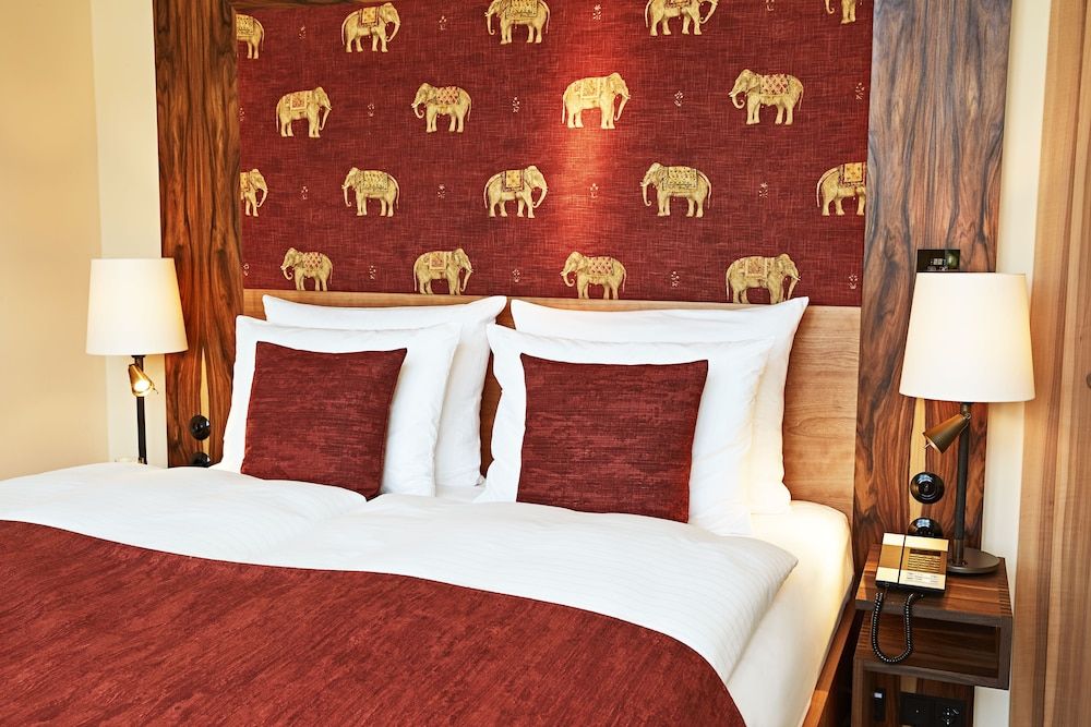 Orania.Berlin Double Room (Orania. 25) (2 Adults or 1 Adult + 1 Child)