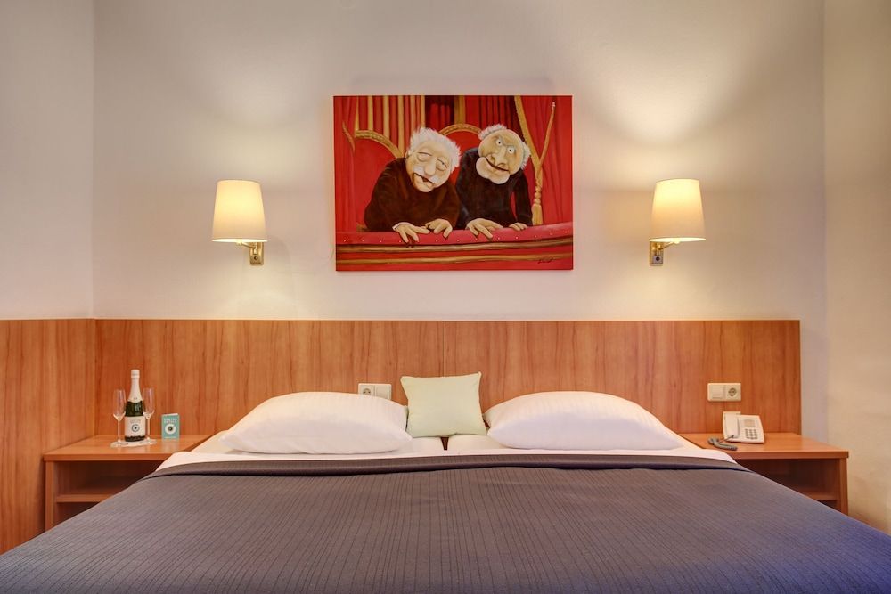Standard Double Room, City View