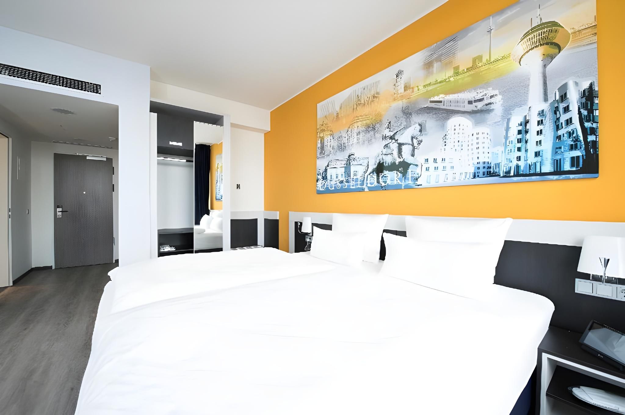 undefined carathotel Düsseldorf City 3