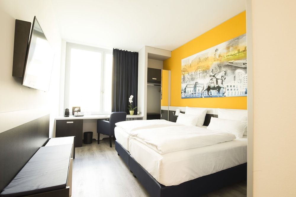 undefined carathotel Düsseldorf City 9