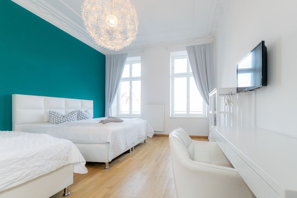 Luga Homes – Stadthaus