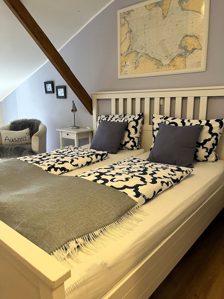 Kleines Landhotel Rehedyk Deluxe Double Room, Ensuite 7