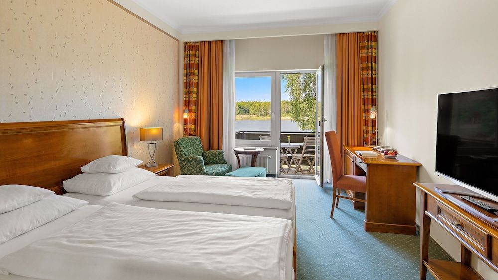 Double Room, Lake View