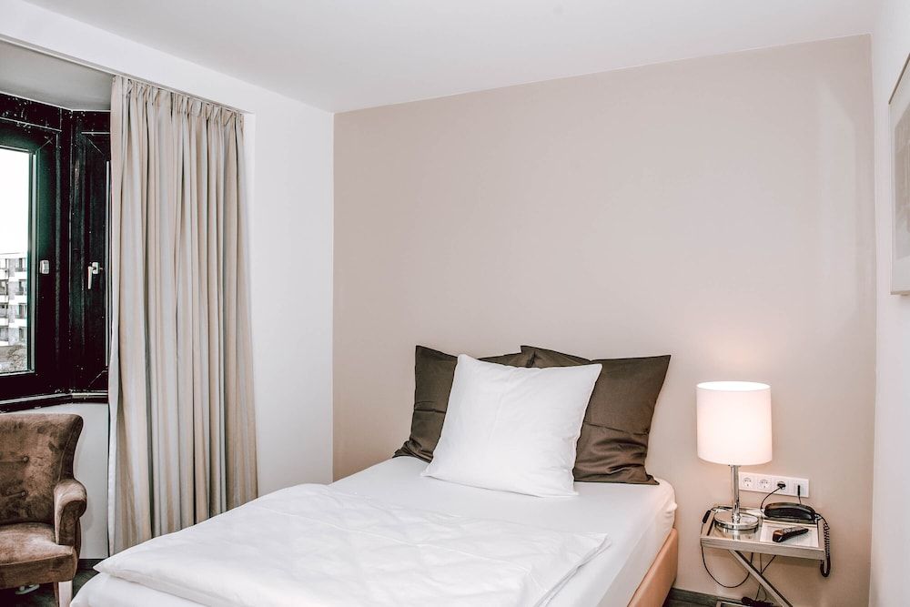 Hotel Concorde Comfort Single Room