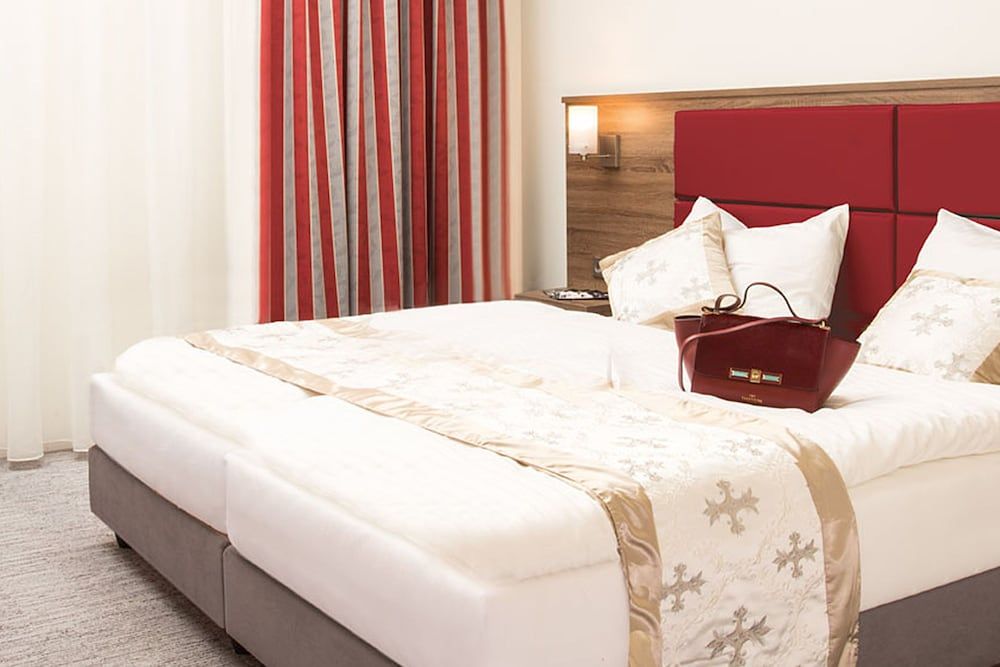undefined NAAM Hotel & Apartments Frankfurt 4