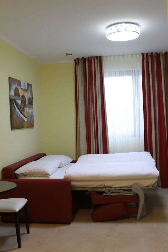 undefined NAAM Hotel & Apartments Frankfurt 8