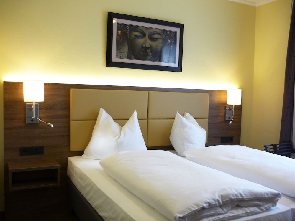 undefined NAAM Hotel & Apartments Frankfurt 3