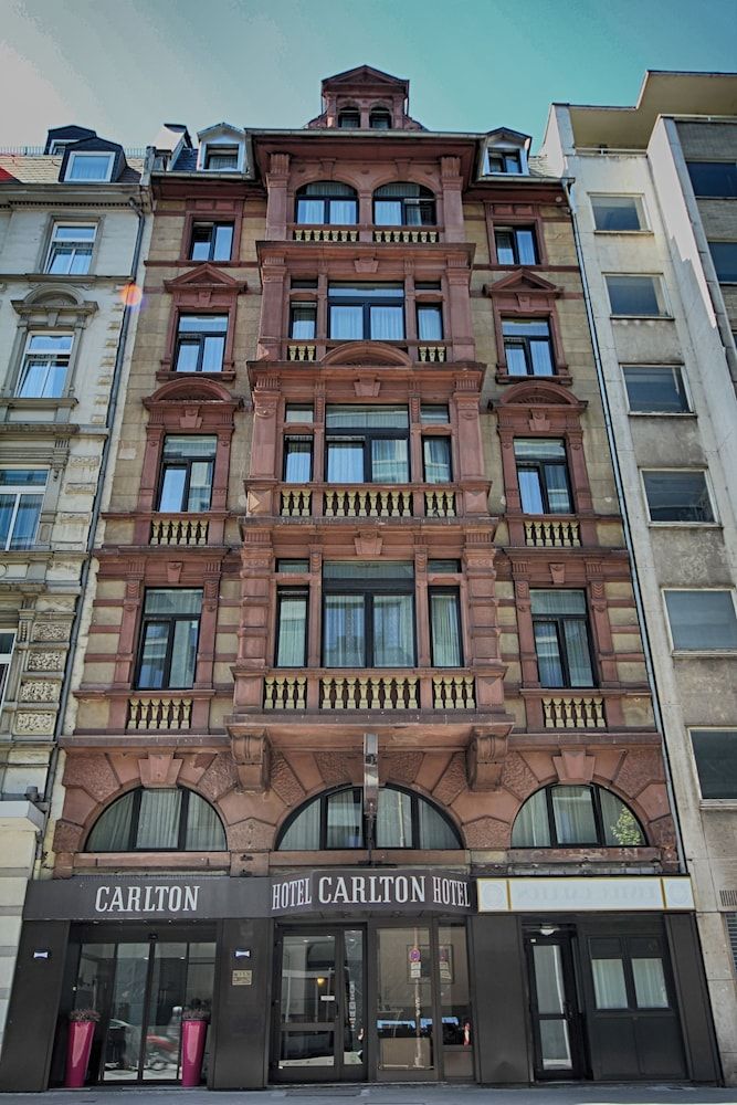 undefined Hotel Carlton 5