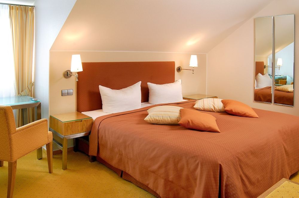 Maien Hotel & Restaurant Standard Double or Twin Room 2