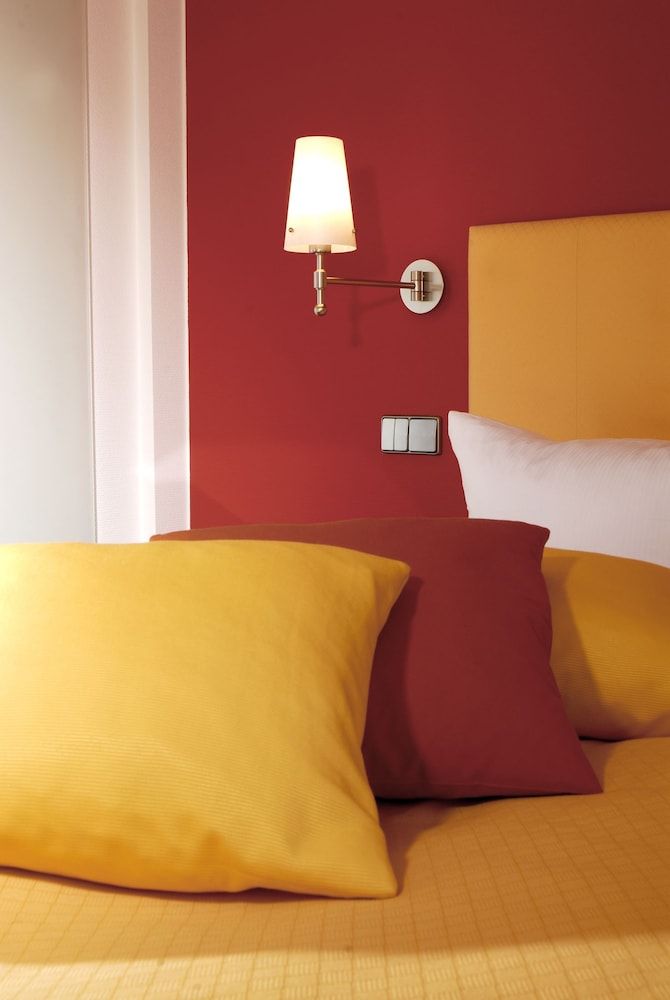 Maien Hotel & Restaurant Standard Double or Twin Room 5
