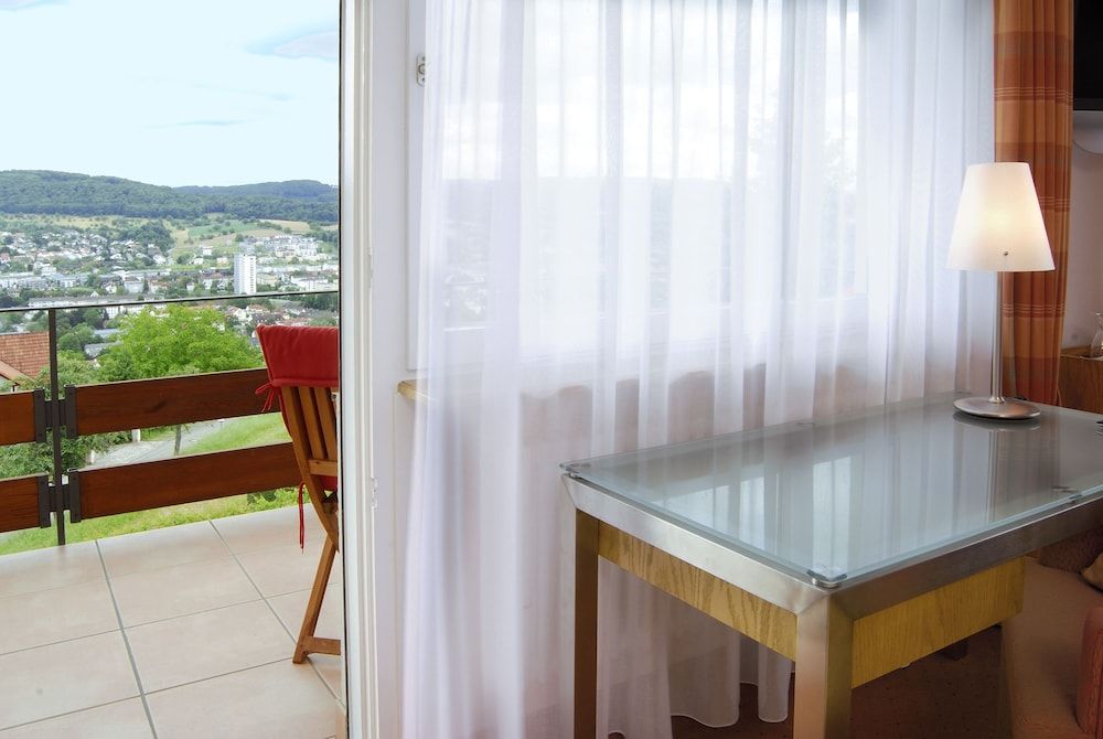 Maien Hotel & Restaurant Double Room, Balcony 5