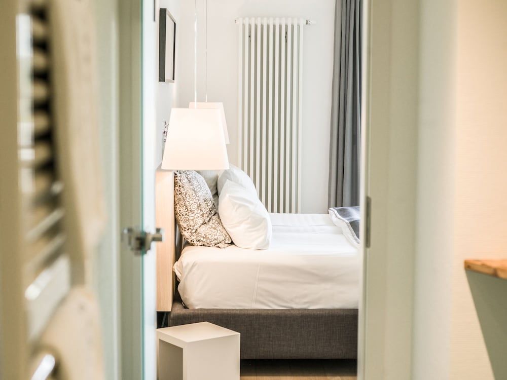 Maien Hotel & Restaurant Double Room, Balcony 2