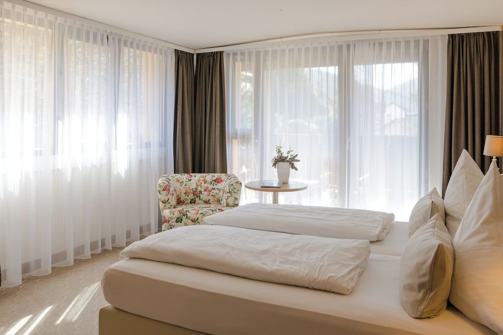 Parkhotel Luise Classic Double Room, 1 Queen Bed 3