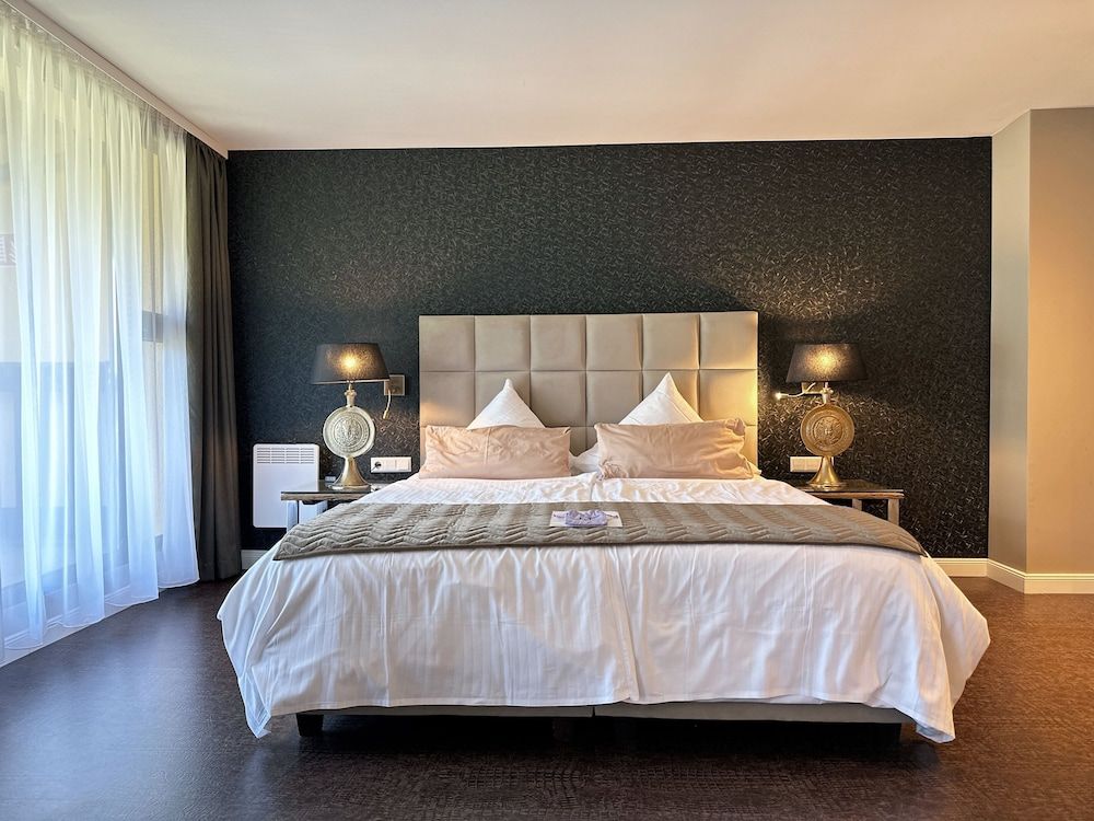 Parkhotel Luise Junior Studio Suite, 1 Queen Bed, Non Smoking, Valley View 2