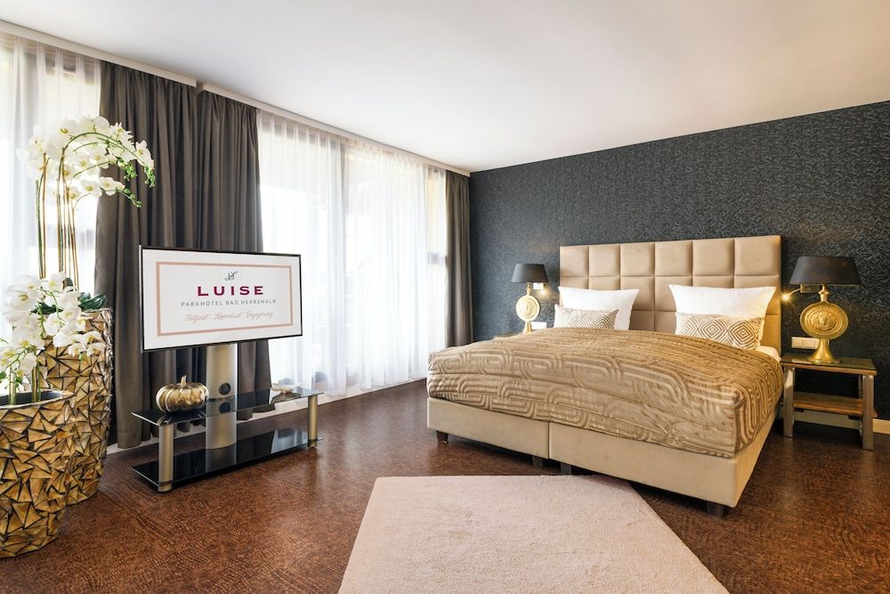 Parkhotel Luise Junior Studio Suite, 1 Queen Bed, Non Smoking, Valley View 3