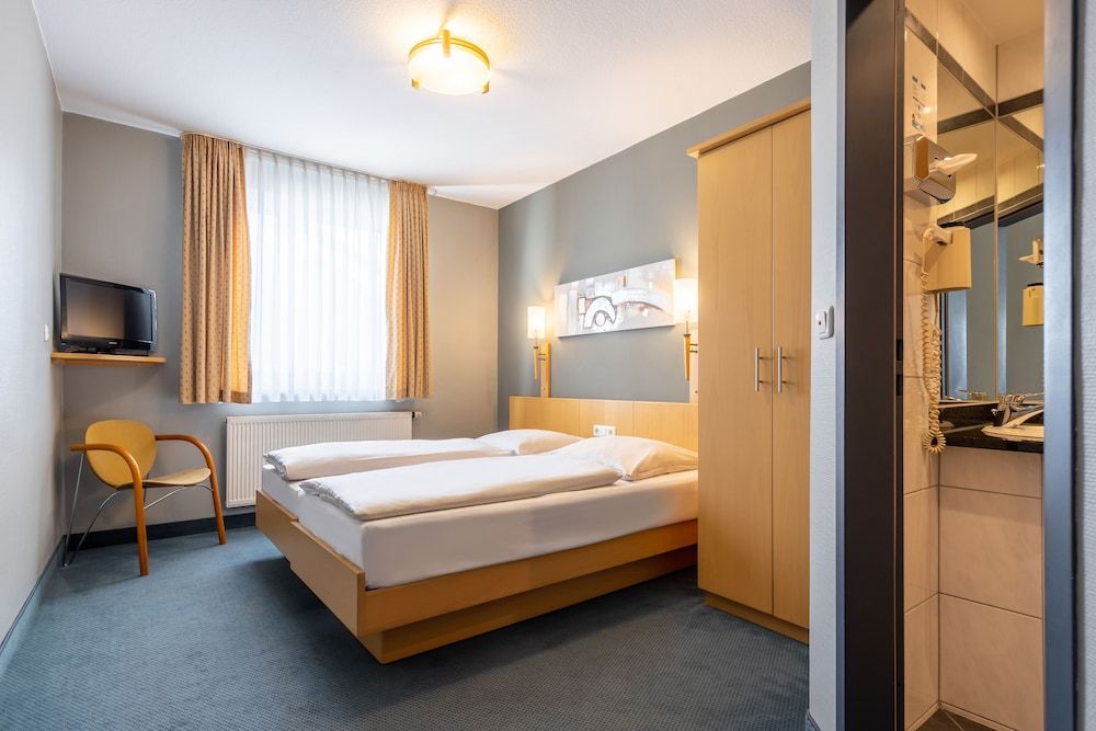 Trip Inn Hotel Conti Double or Twin Room