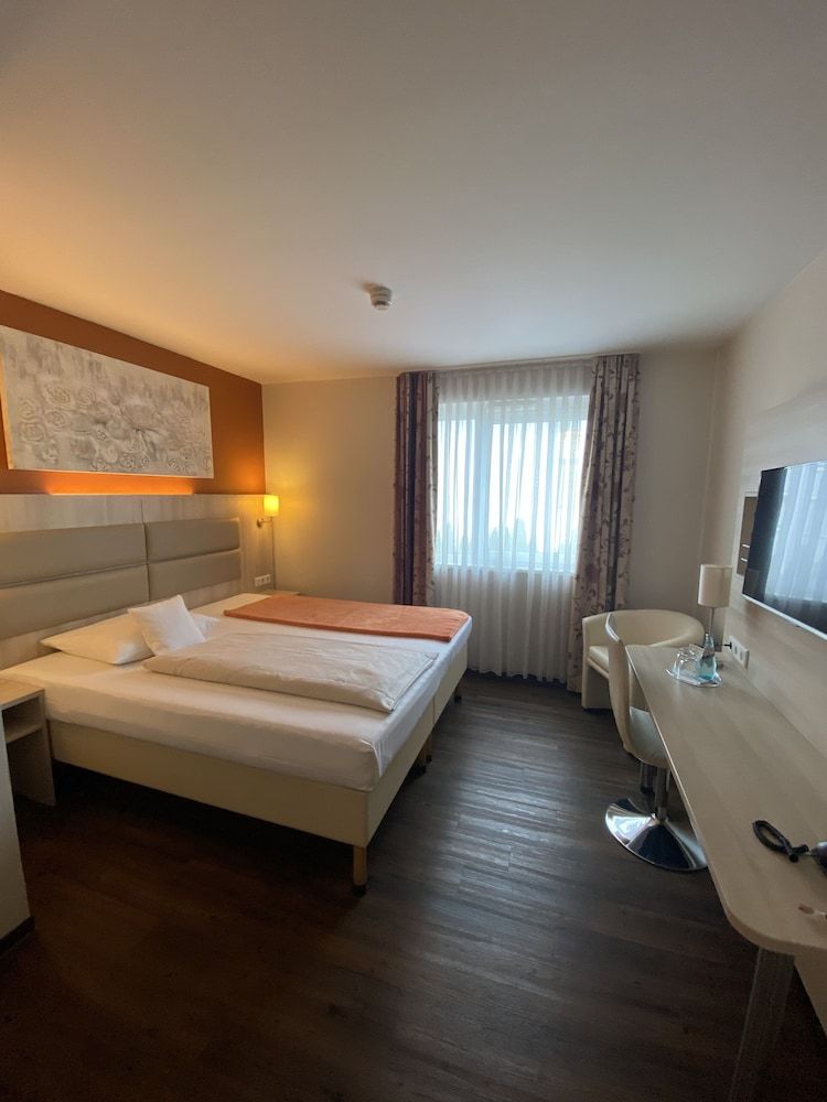 Hotel Rödelheimer Hof - Am Wasserturm Double Room, 1 Double Bed 2