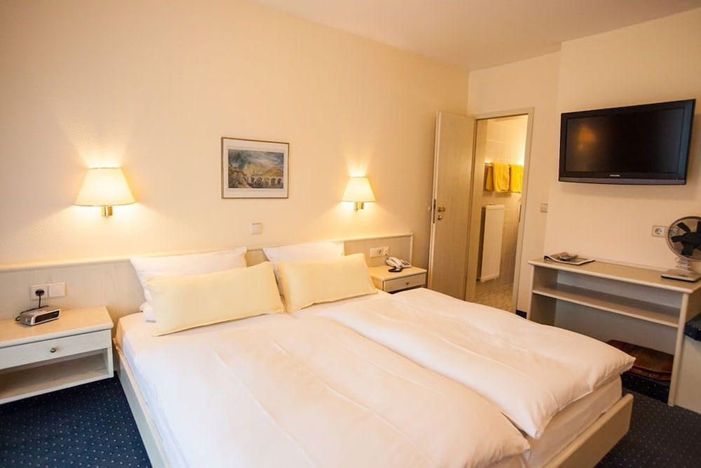 Superior Double Room, Balcony, River View