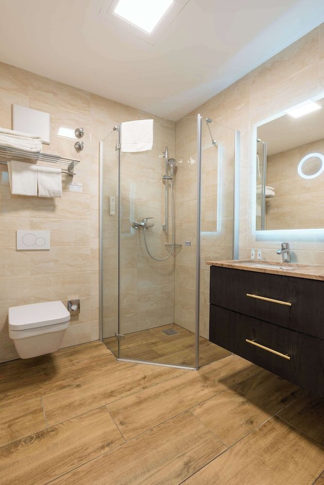 Best Western Plus Hotel Fuessen Comfort Room, 2 Twin Beds (with Two Single SofaBeds;Comfort Plus) 7