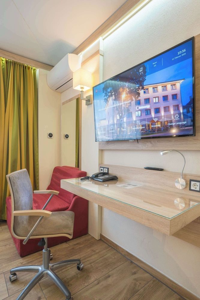 Best Western Plus Hotel Fuessen Comfort Room, 2 Twin Beds (with Sofabed) 7