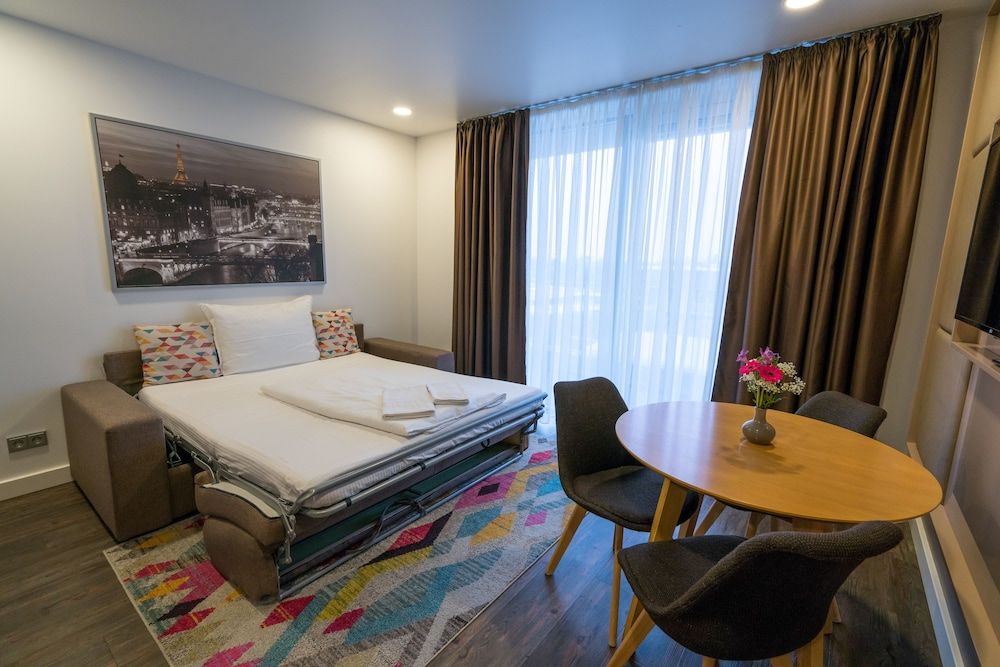 Kreis Residenz München Executive Suite, Balcony 7